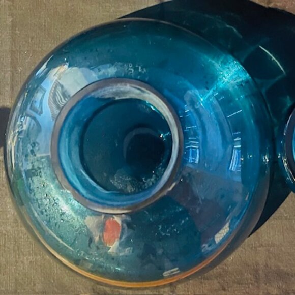 Vintage Mid-Century Modern Blenko-Style Blue Glass Decanter - Flat Head Stopper - Picture 6 of 6